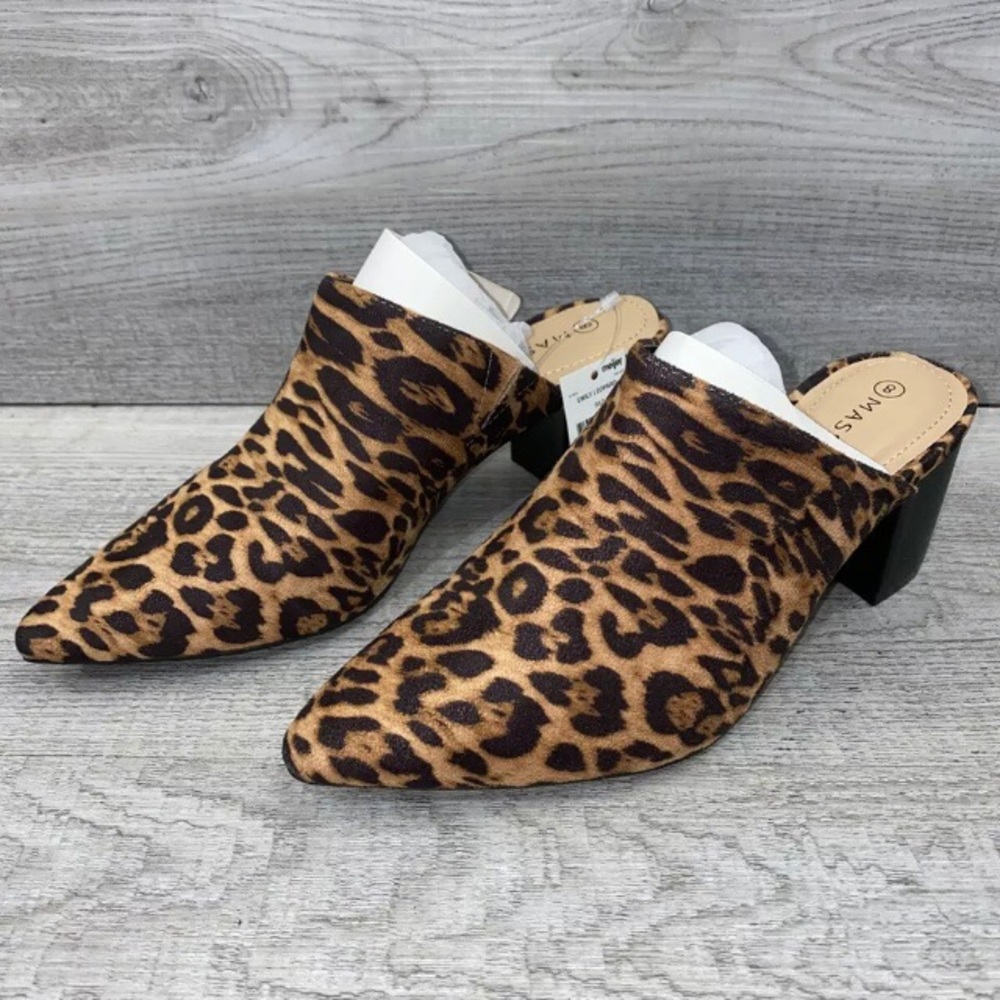 NWT Woman’s Massini Emily Leopard Shoes